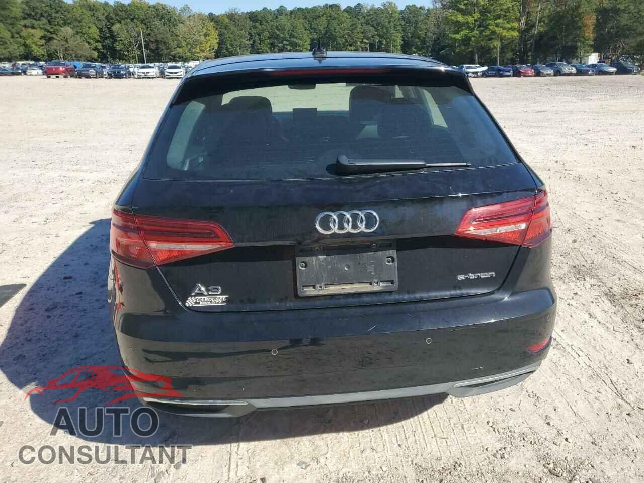 AUDI A3 2017 - WAUTPBFF8HA091859