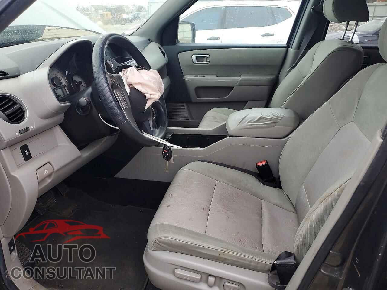 HONDA PILOT 2012 - 5FNYF4H43CB084921