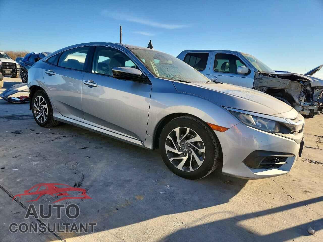 HONDA CIVIC 2018 - 2HGFC2F71JH578320