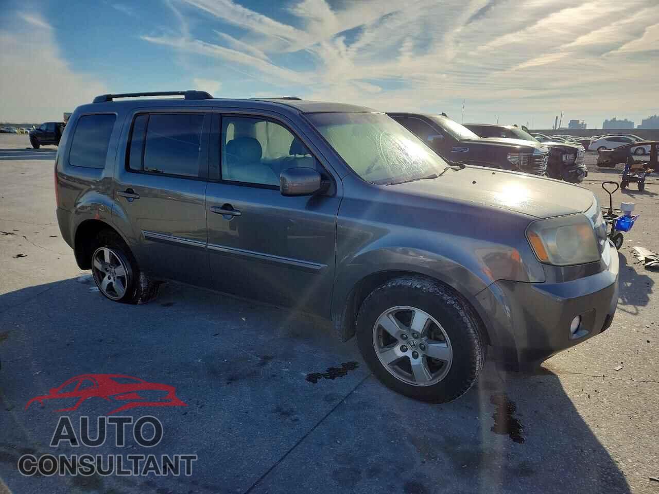HONDA PILOT 2011 - 5FNYF3H51BB028669