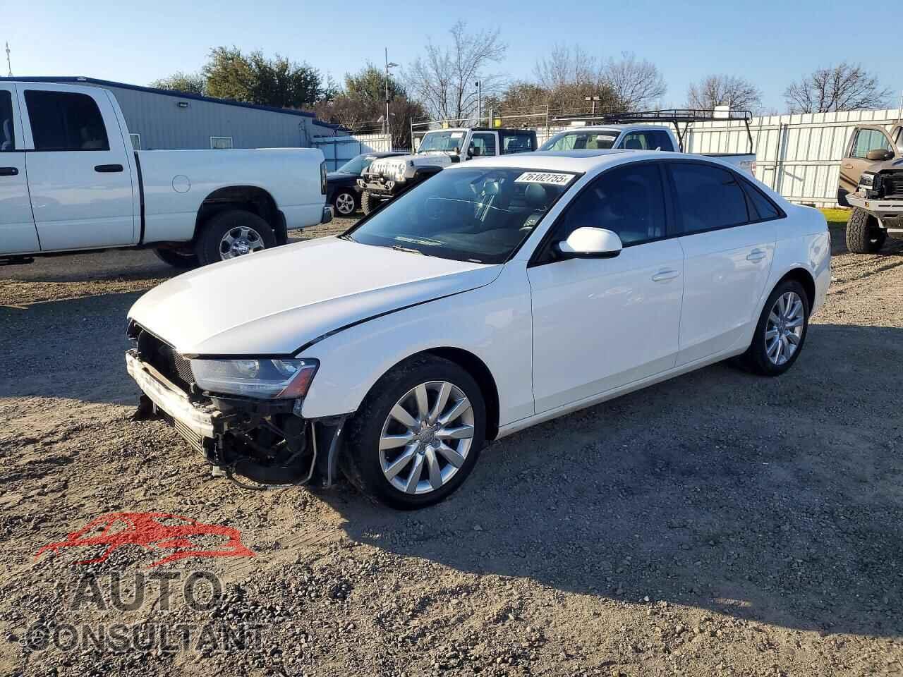 AUDI A4 2013 - WAUAFAFL8DA196602