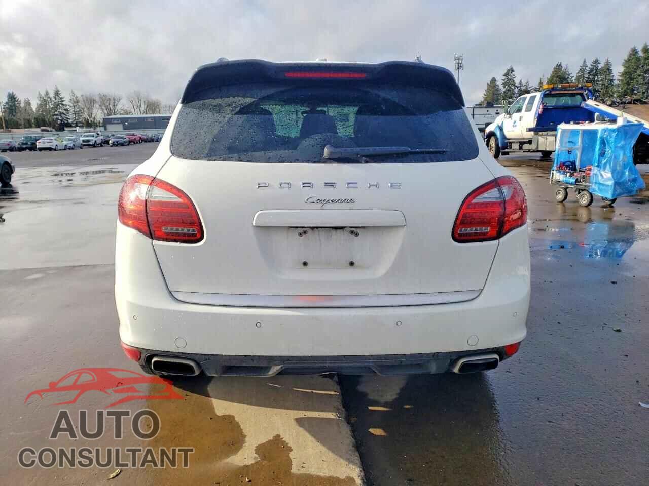 PORSCHE CAYENNE 2012 - WP1AA2A27CLA10930