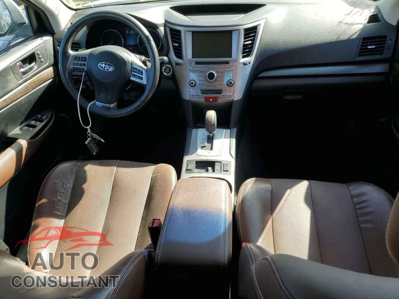 SUBARU OUTBACK 2013 - 4S4BRCSC4D3301233