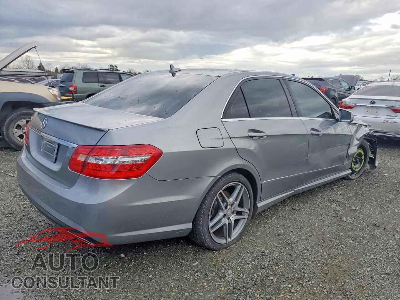 MERCEDES-BENZ E-CLASS 2012 - WDDHF5KB4CA591743