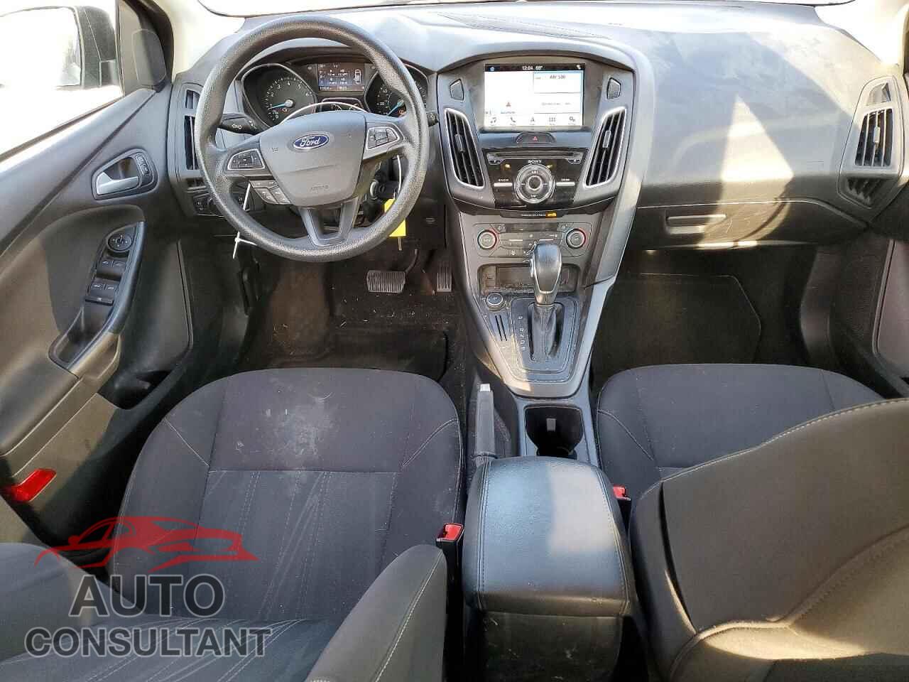 FORD FOCUS 2017 - 1FADP3M2XHL311767