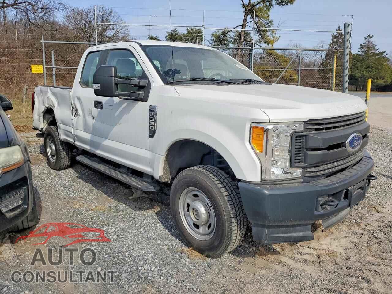 FORD F350 2017 - 1FT843B61HED70034