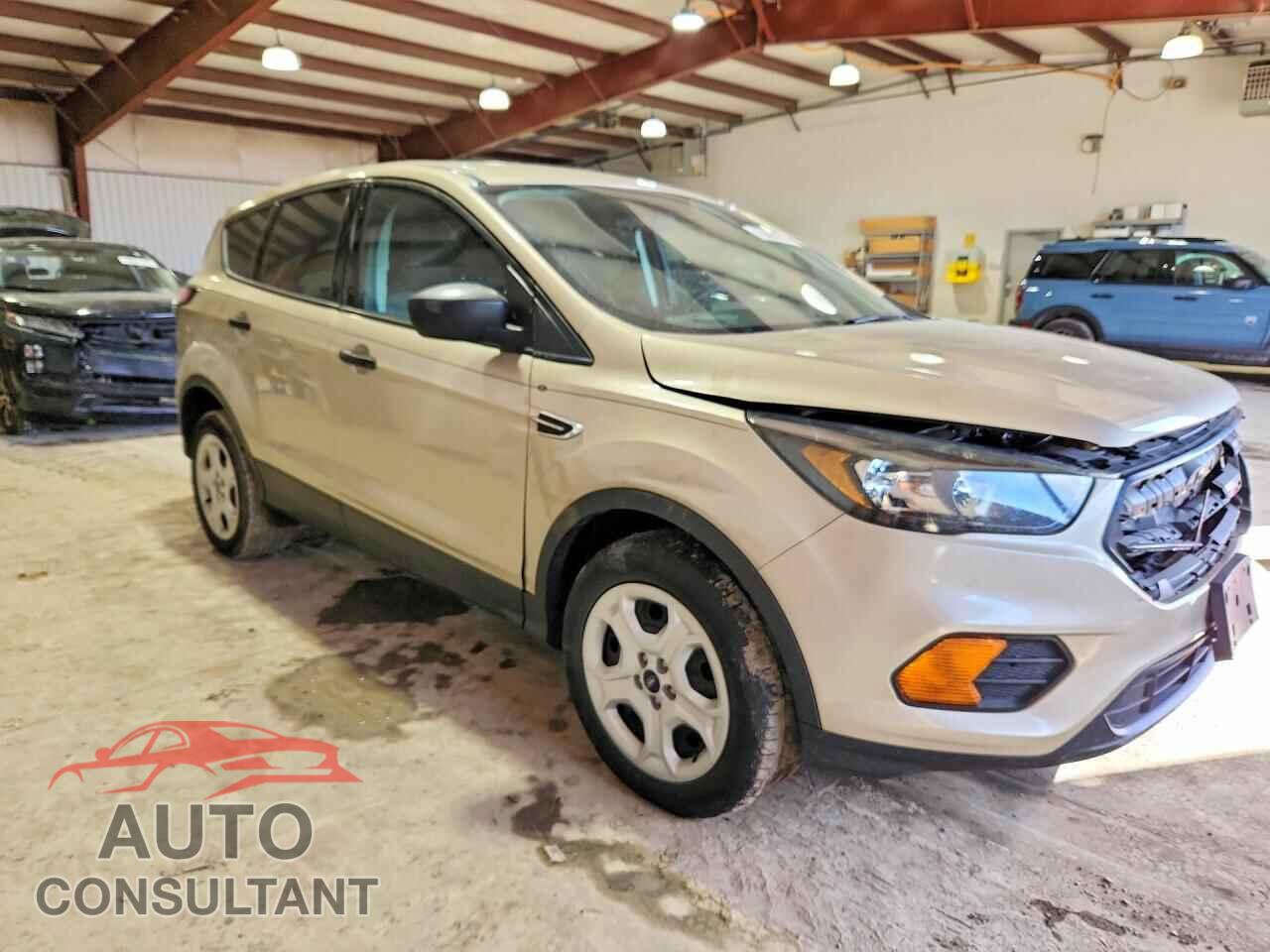 FORD ESCAPE 2018 - 1FMCU0F76JUB37360