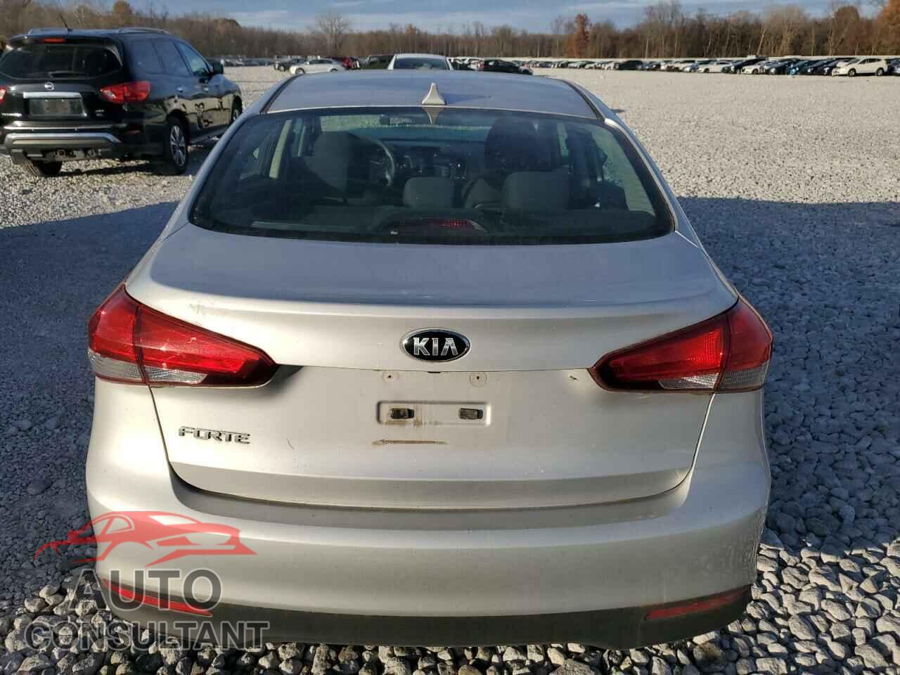 KIA FORTE 2017 - 3KPFL4A70HE043261