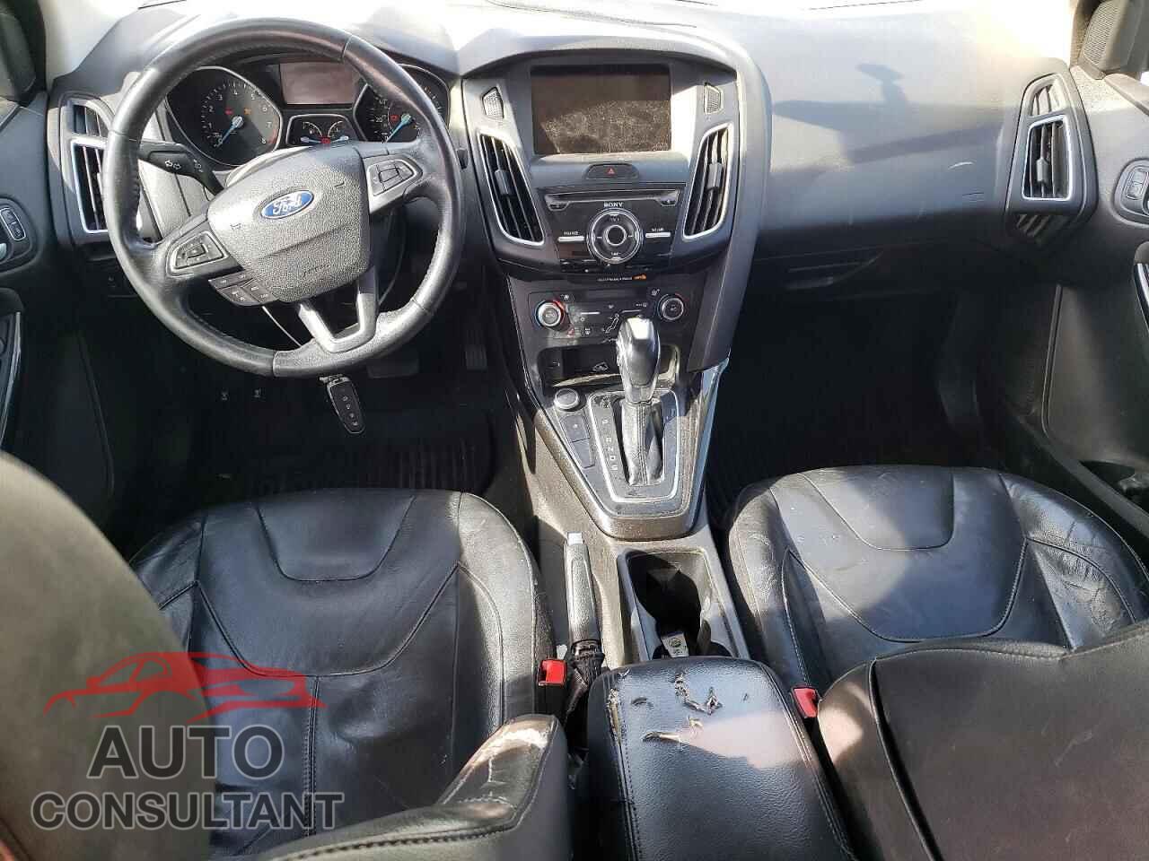 FORD FOCUS 2015 - 1FADP3J21FL363239