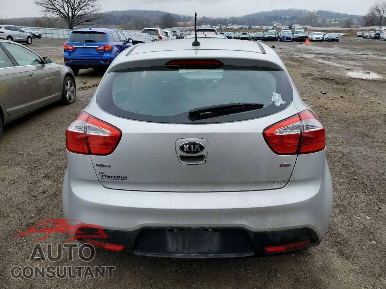 KIA RIO 2015 - KNADM5A36F6459113