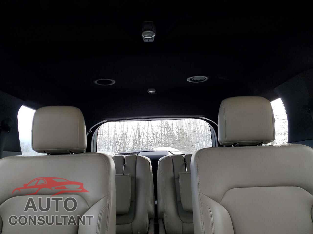 FORD EXPLORER 2019 - 1FM5K7D80KGA36737