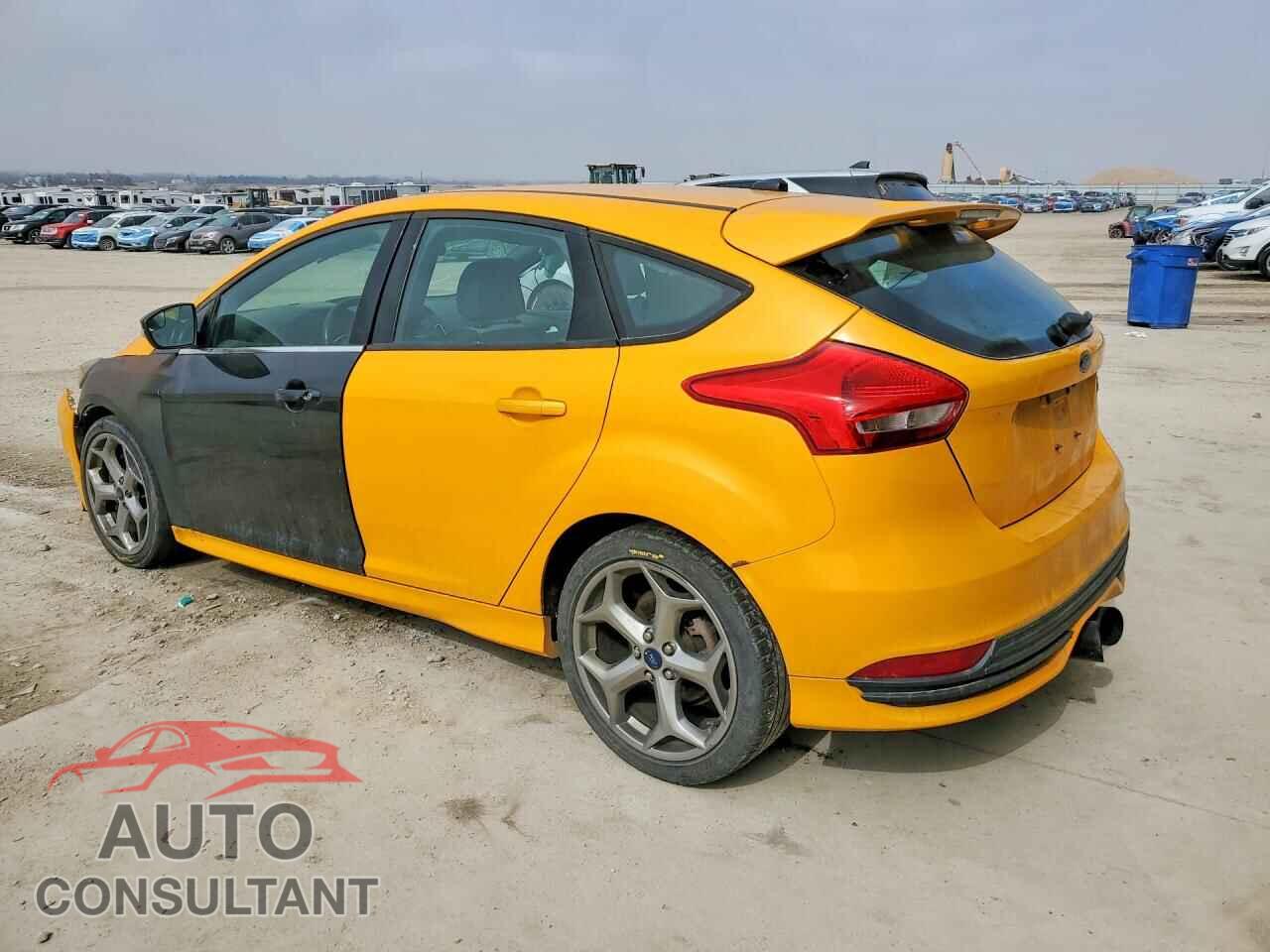 FORD FOCUS 2015 - 1FADP3L97FL305212
