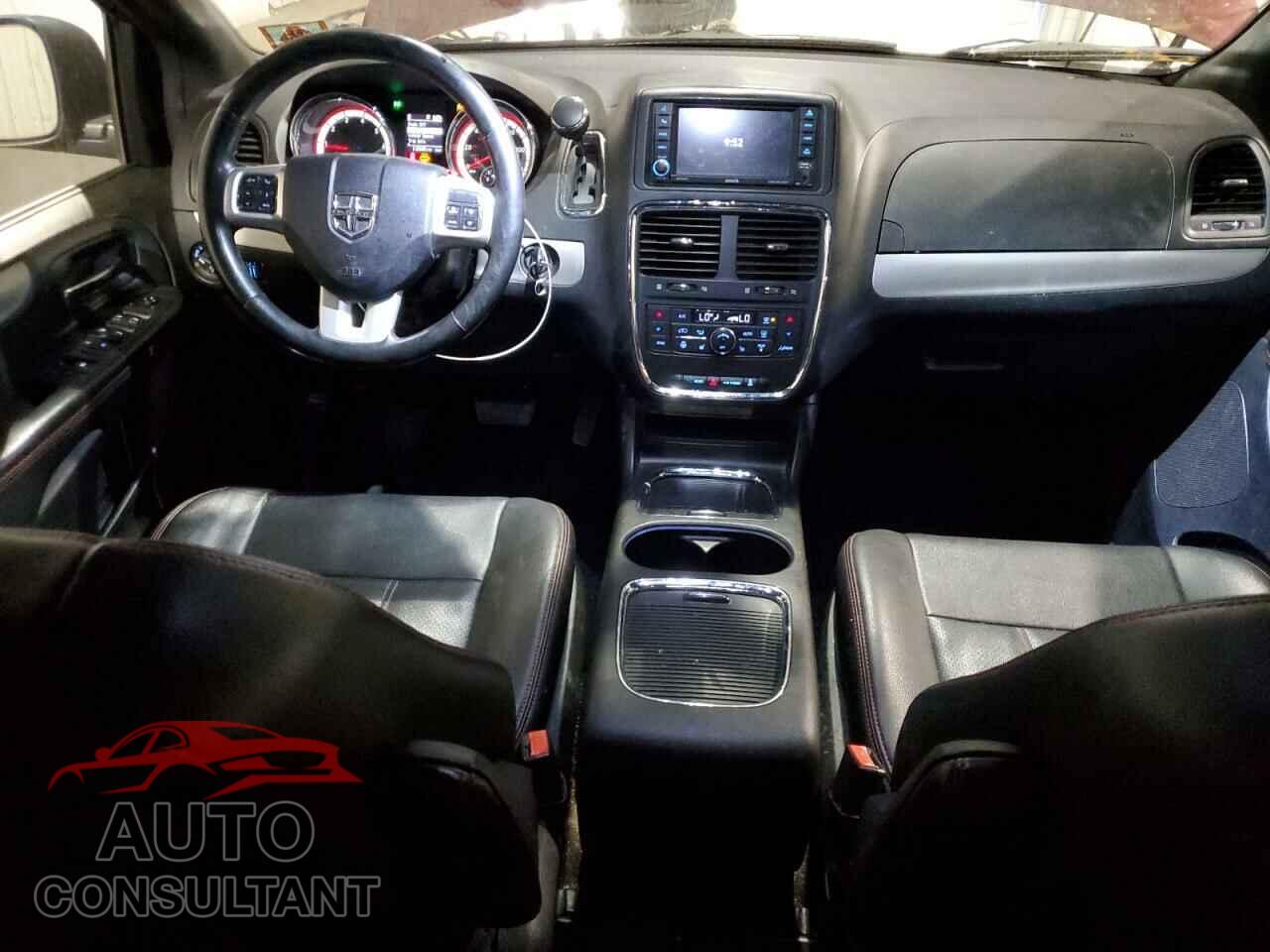 DODGE CARAVAN 2018 - 2C4RDGEG0JR284103