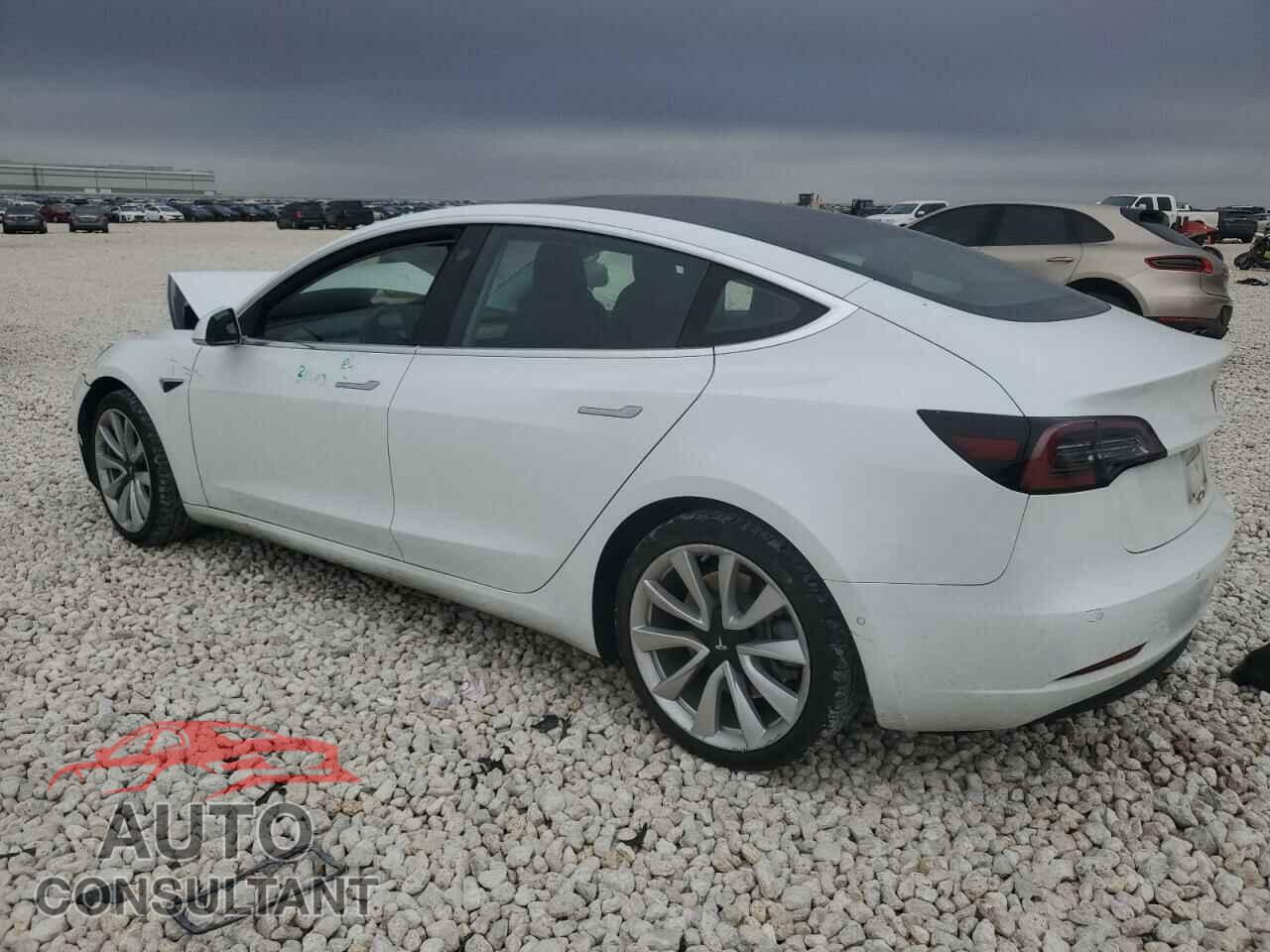 TESLA MODEL 3 2018 - 5YJ3E1EA8JF118533