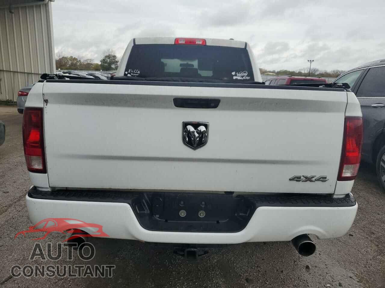 DODGE RAM 1500 2012 - 1C6RD7FT6CS334667