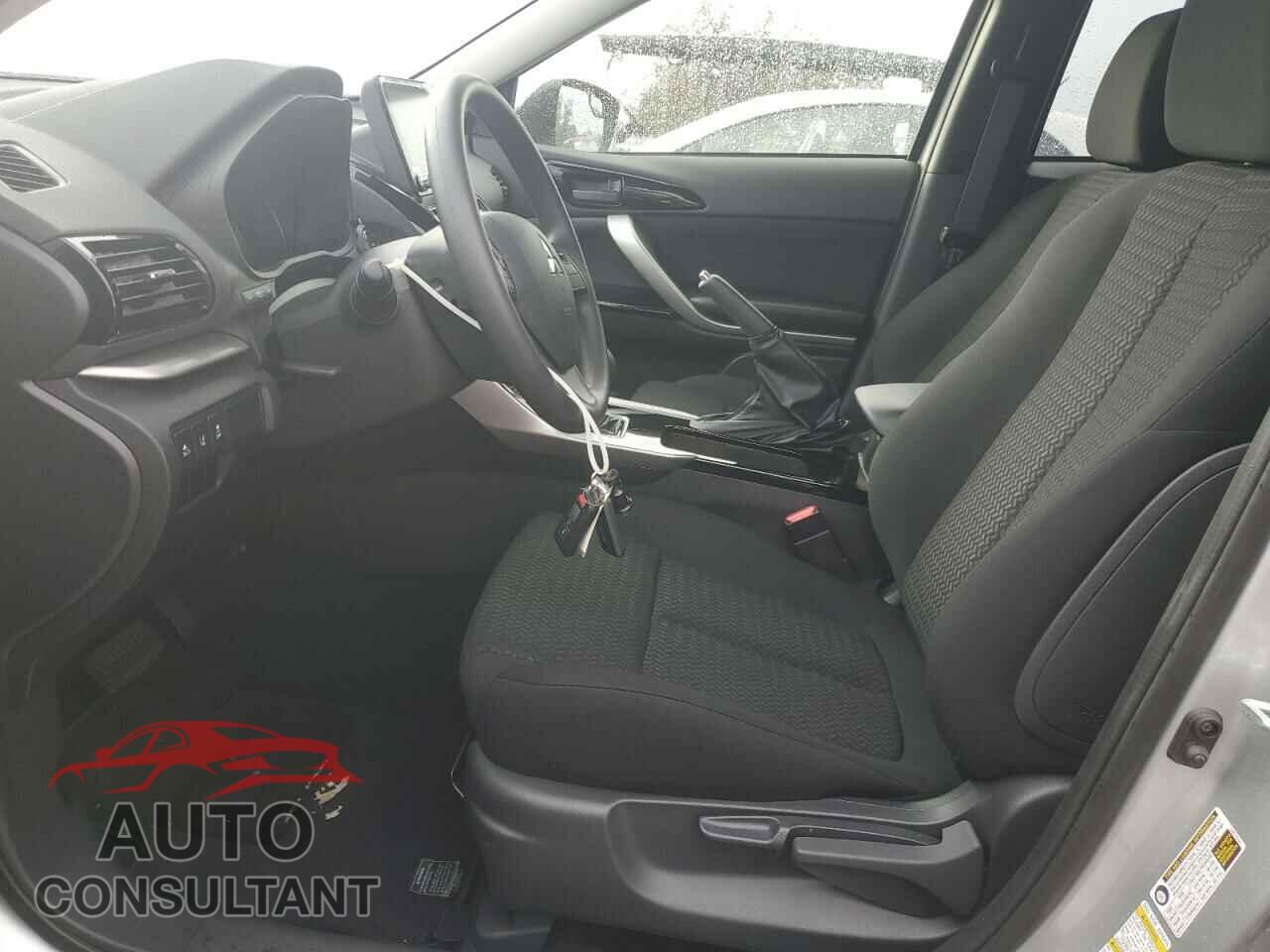 MITSUBISHI ECLIPSE 2024 - JA4ATVAA6RZ041218