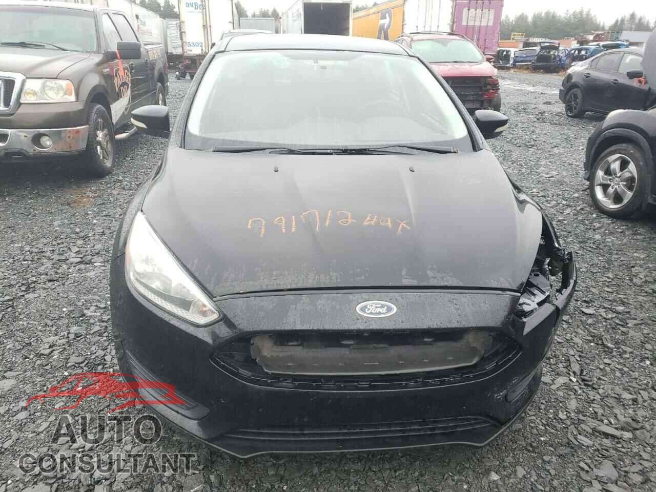 FORD FOCUS 2015 - 1FADP3K29FL250945