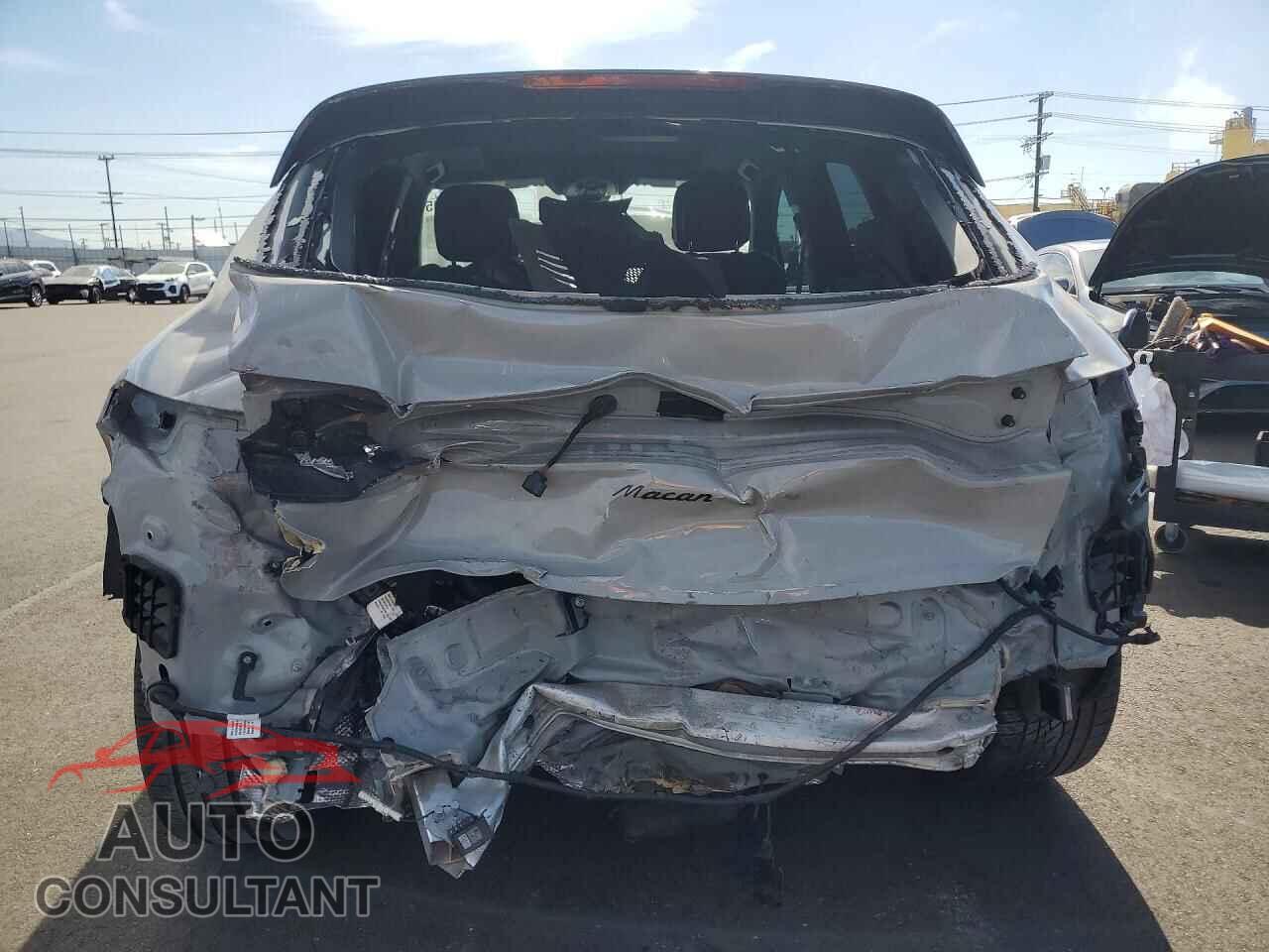 PORSCHE MACAN 2024 - WP1AA2A52RLB04393