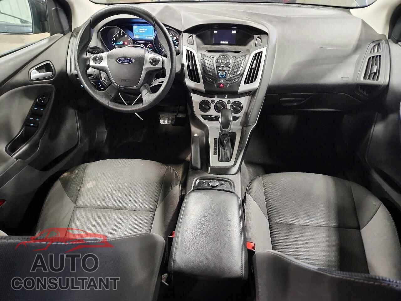 FORD FOCUS 2014 - 1FADP3K2XEL270992