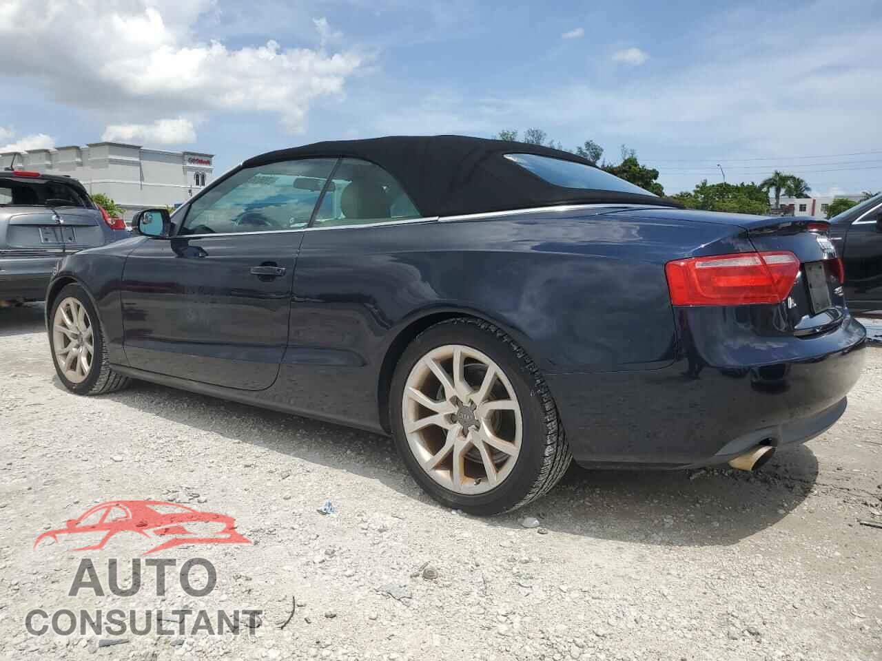 AUDI A5 2011 - WAUCFAFH6BN007973