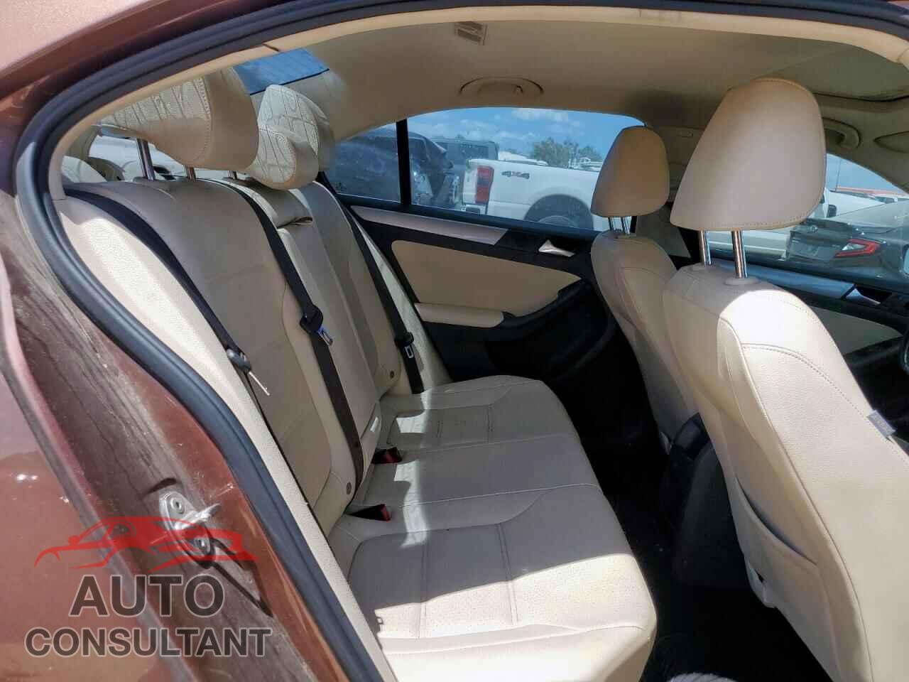 VOLKSWAGEN JETTA 2017 - 3VWDB7AJ2HM364566