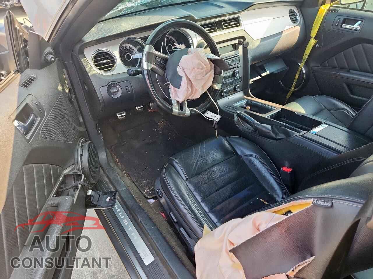 FORD MUSTANG 2013 - 1ZVBP8CF8D5274300