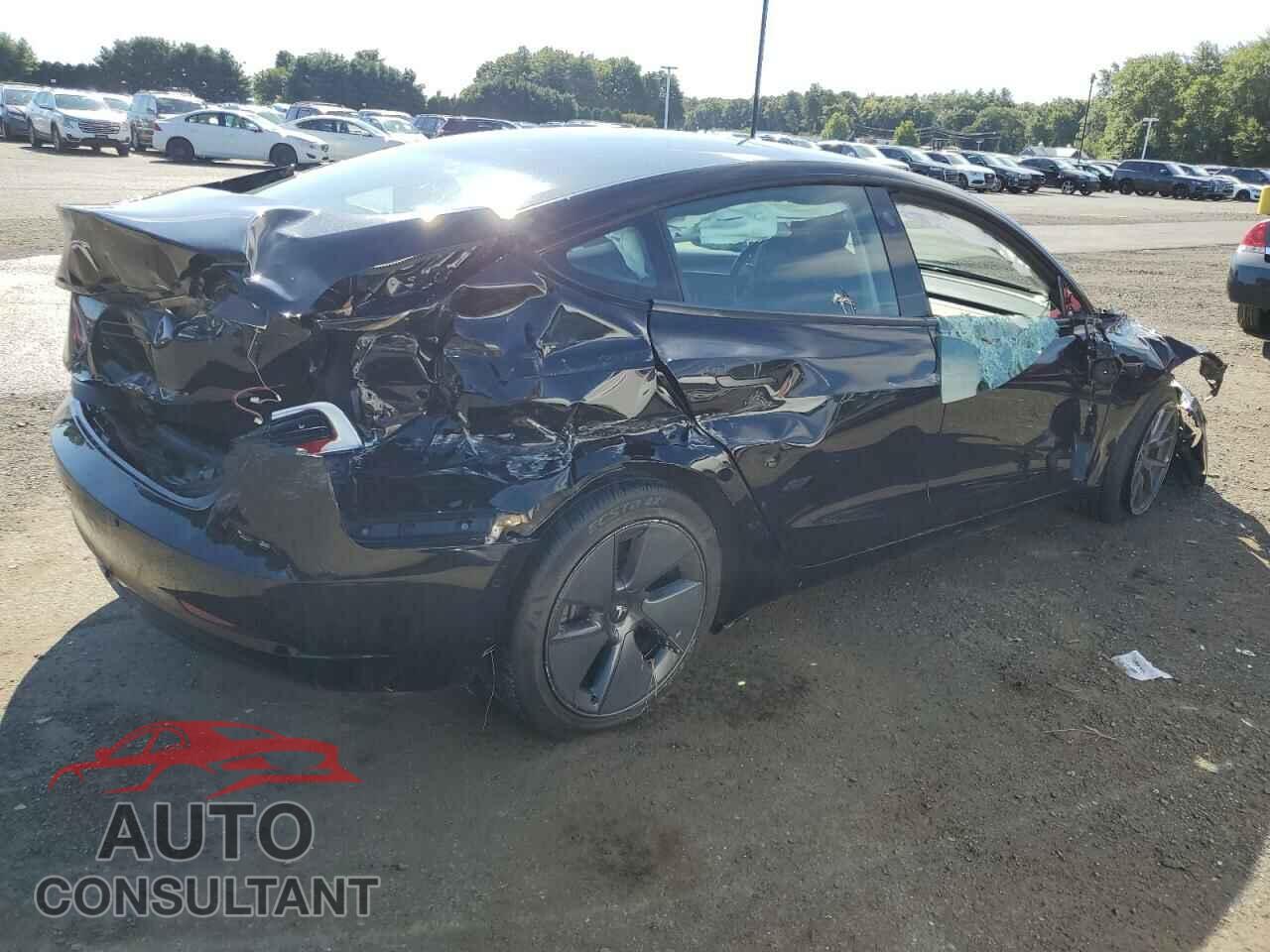 TESLA MODEL 3 2022 - 5YJ3E1EA8NF368733