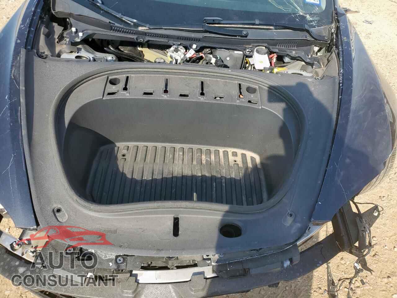 TESLA MODEL 3 2024 - 5YJ3E1EA6RF758865