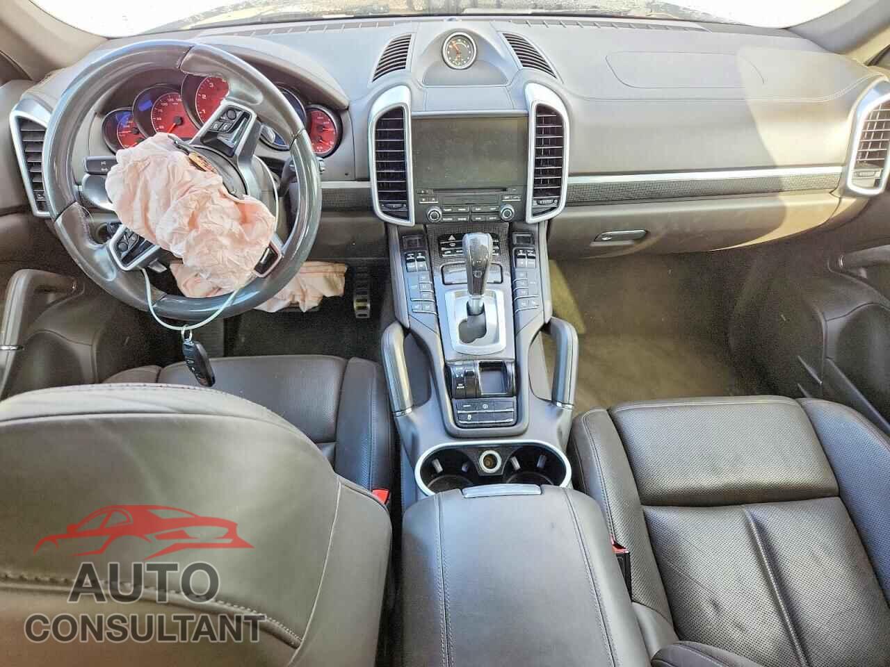 PORSCHE CAYENNE 2017 - WP1AB2A23HLA52418