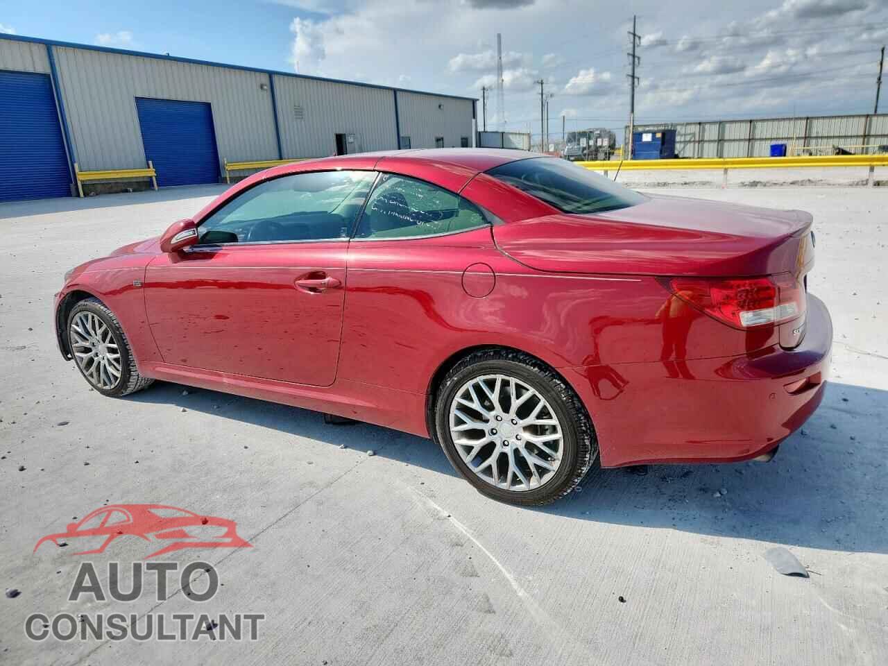 LEXUS IS 2015 - JTHFF2C24F2532431