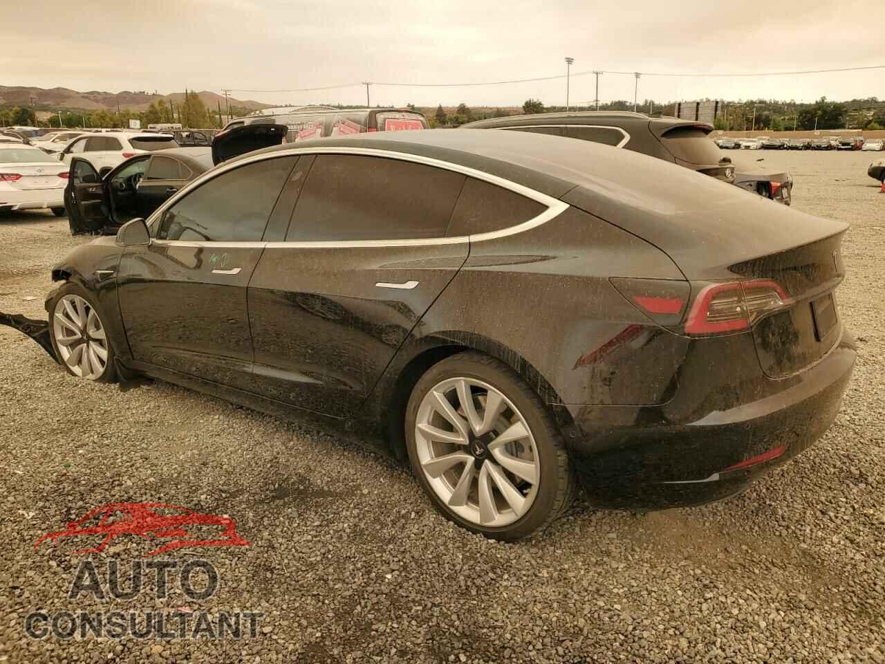 TESLA MODEL 3 2019 - 5YJ3E1EB8KF434170