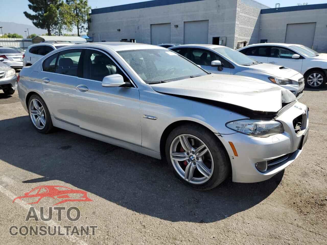 BMW 5 SERIES 2013 - WBAFU7C53DDU75264