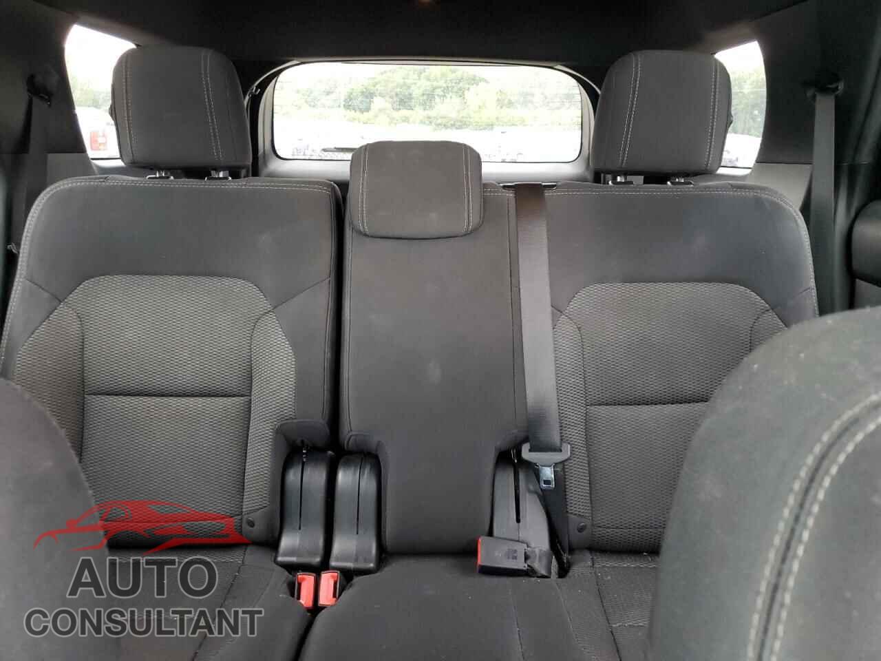 FORD EXPLORER 2018 - 1FM5K8D80JGA56913