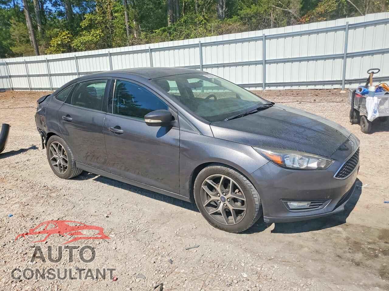 FORD FOCUS 2017 - 1FADP3H26HL252470