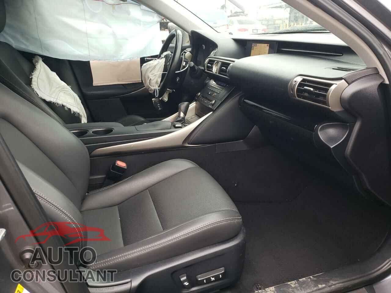 LEXUS IS 2016 - JTHBA1D24G5010498