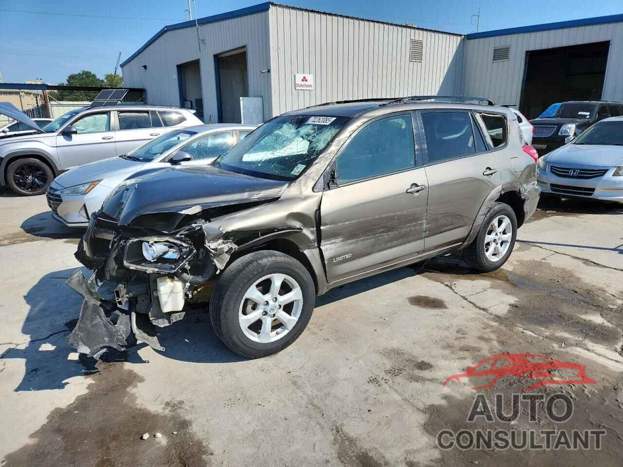 TOYOTA RAV4 2010 - JTMYF4DV8A5029118