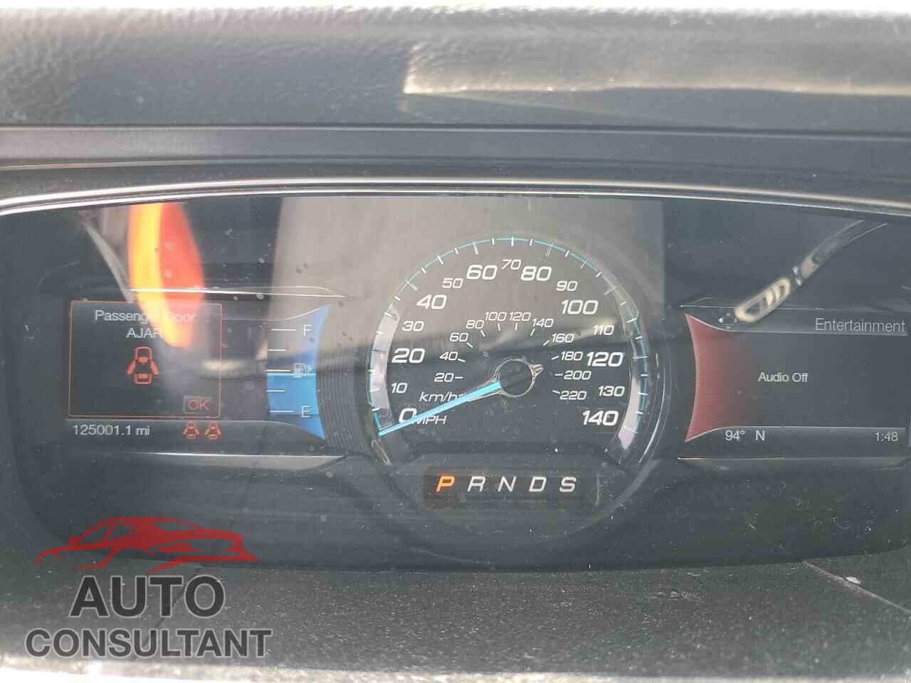 FORD TAURUS 2016 - 1FAHP2E82GG157612
