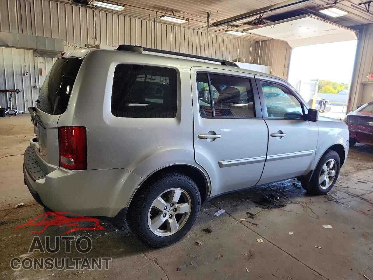 HONDA PILOT 2011 - 5FNYF4H54BB048789