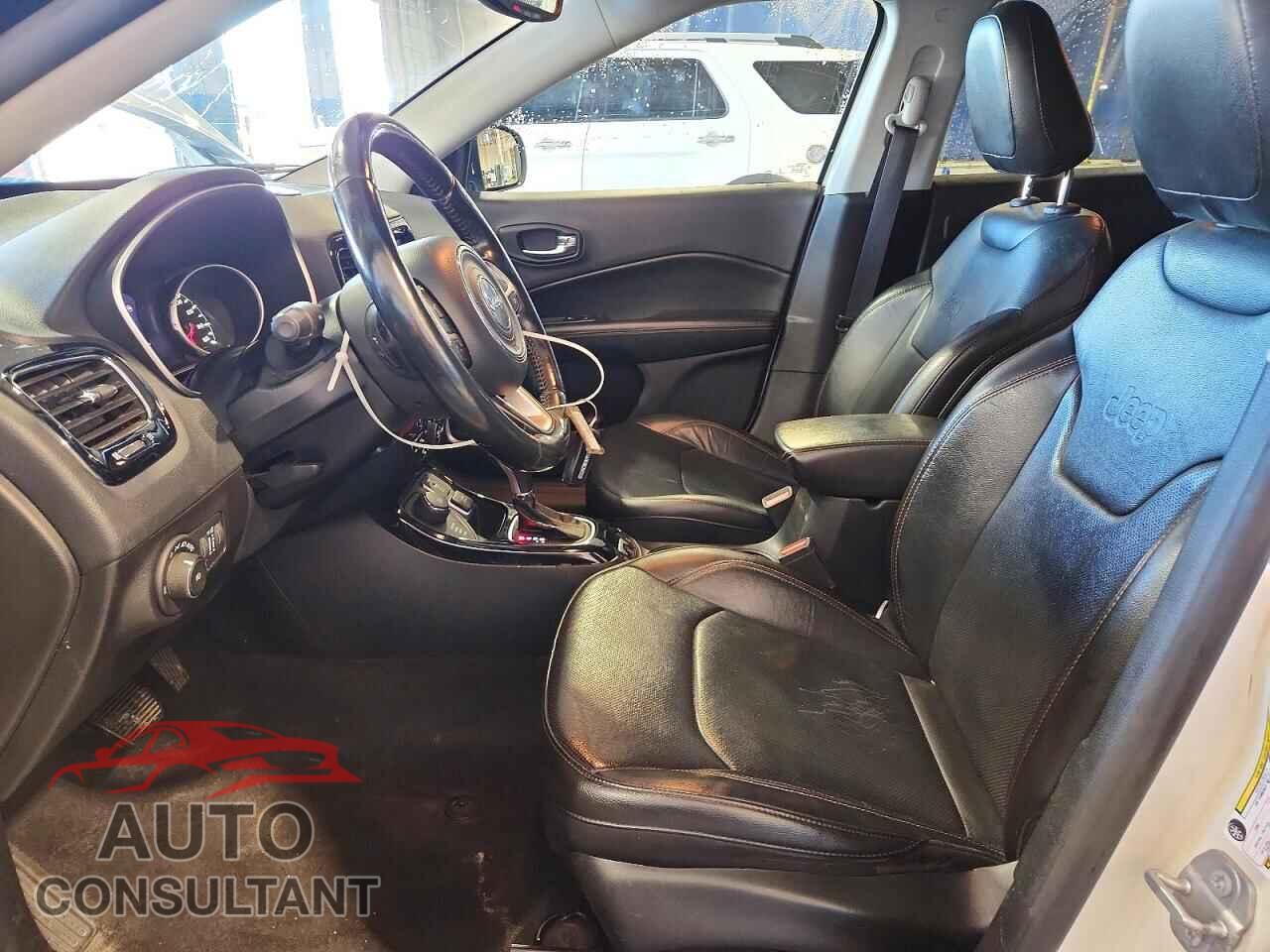 JEEP COMPASS 2021 - 3C4NJDCB7MT592786