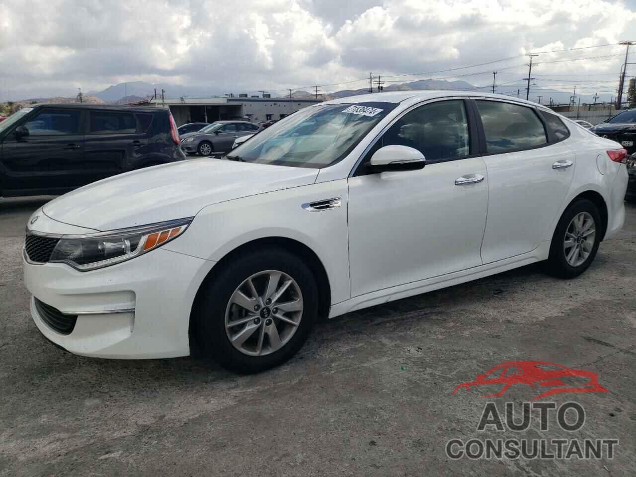 KIA OPTIMA 2018 - KNAGT4L38J5214643