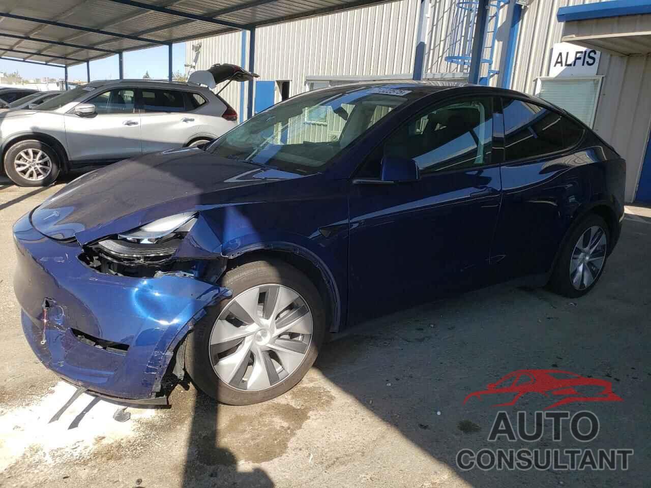 TESLA MODEL Y 2023 - 7SAYGDEE7PF858087