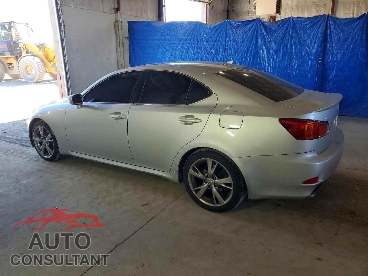 LEXUS IS 2010 - JTHBF5C27A2095193