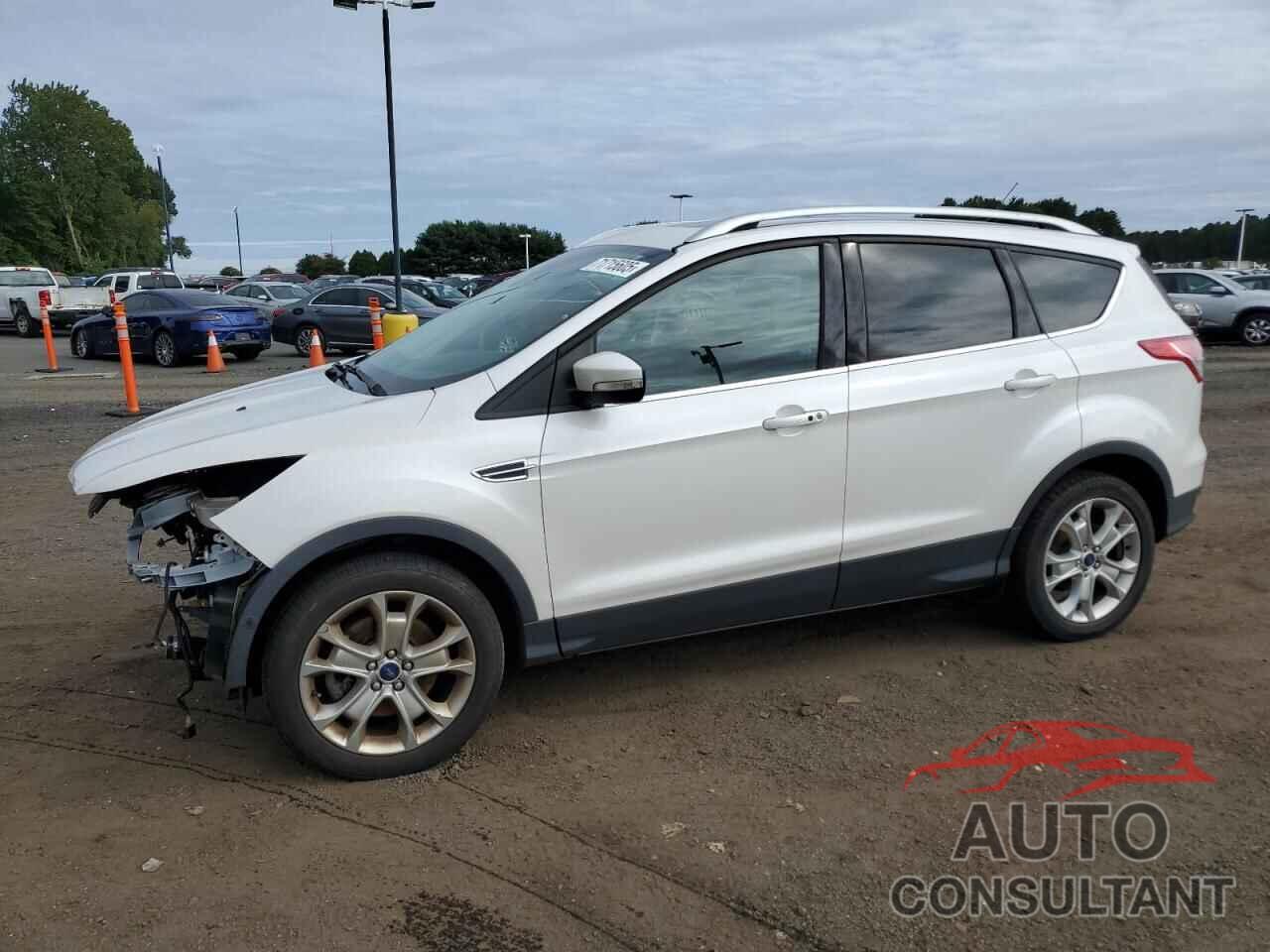 FORD ESCAPE 2015 - 1FMCU9J92FUC52932