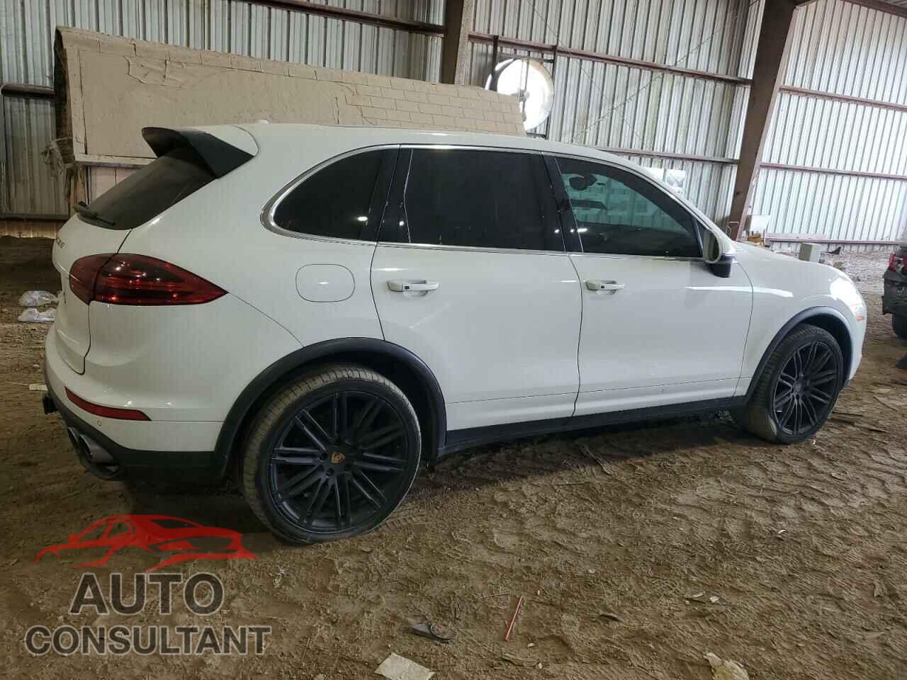 PORSCHE CAYENNE 2016 - WP1AA2A25GLA04971