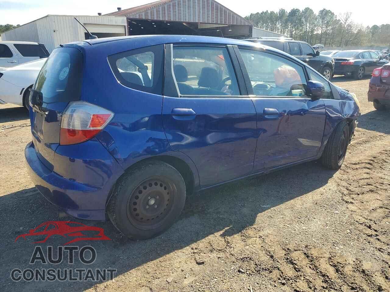 HONDA FIT 2013 - JHMGE8H38DC004779