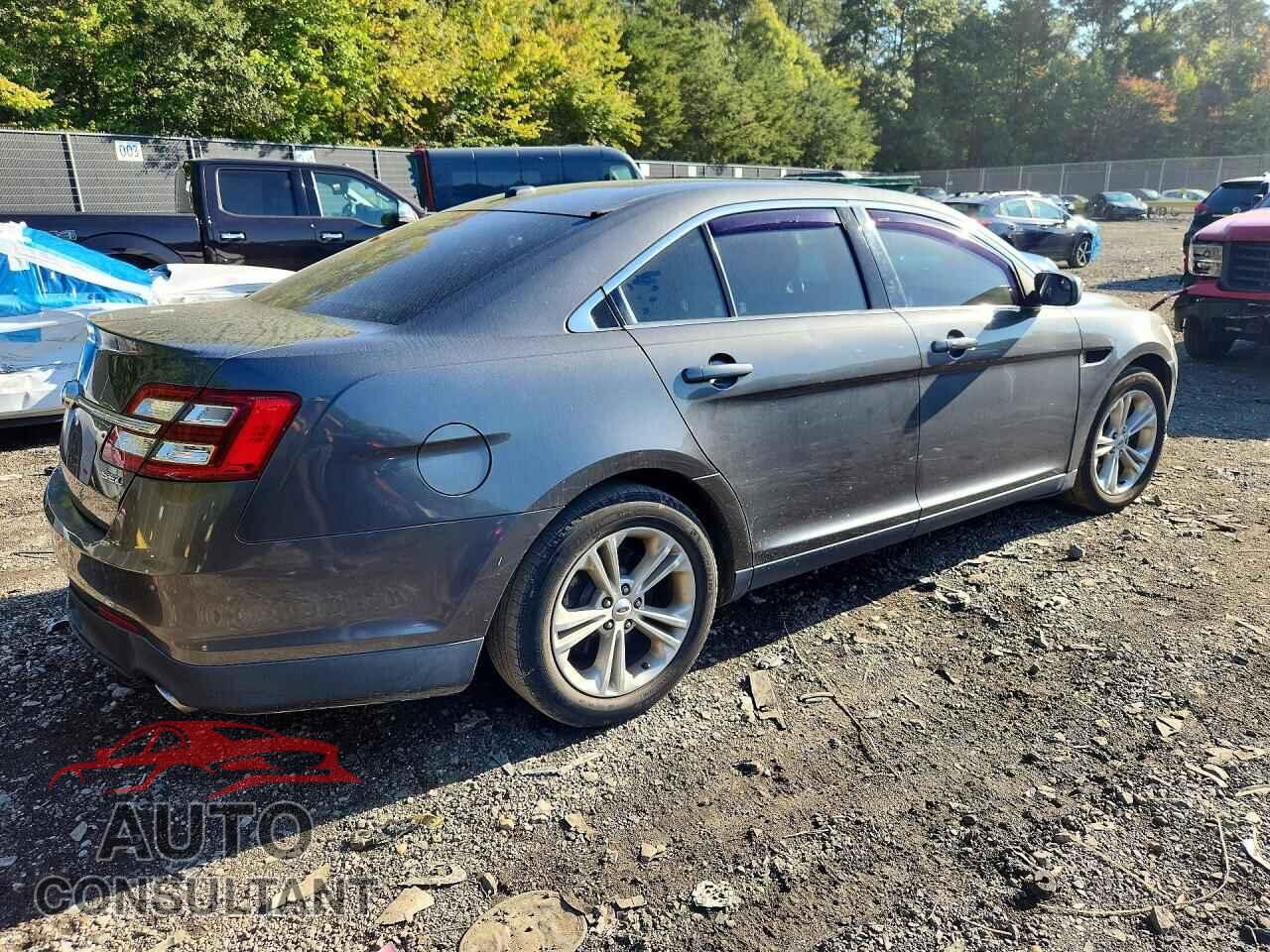 FORD TAURUS 2015 - 1FAHP2E83FG141238