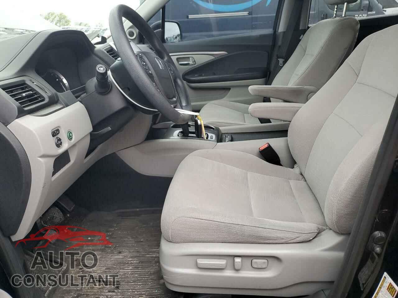 HONDA PILOT 2017 - 5FNYF6H34HB031168