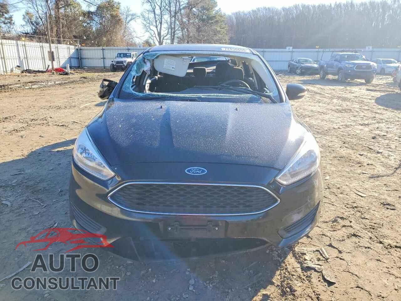 FORD FOCUS 2017 - 1FADP3F29HL263031