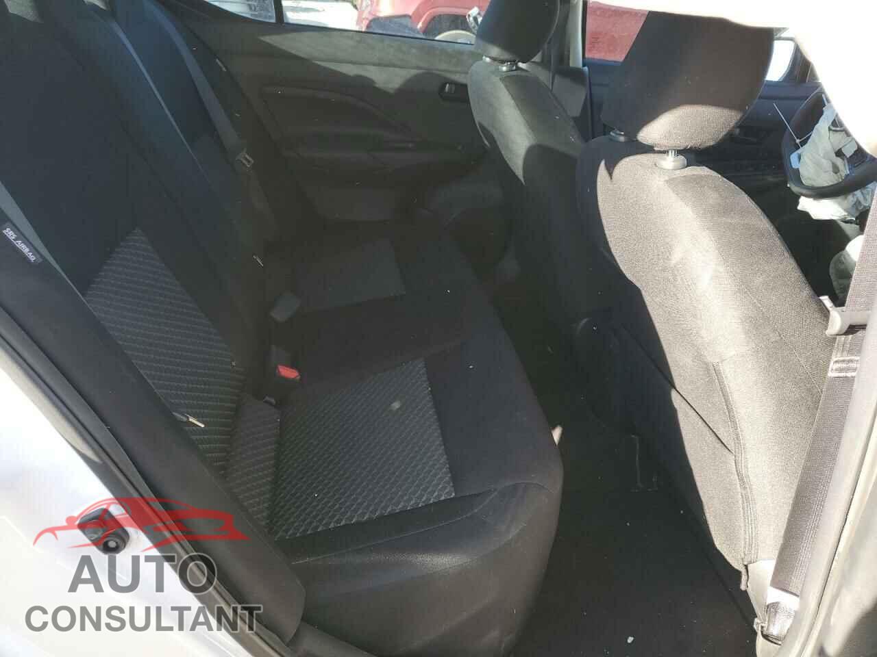 NISSAN VERSA 2021 - 3N1CN8DV2ML924504