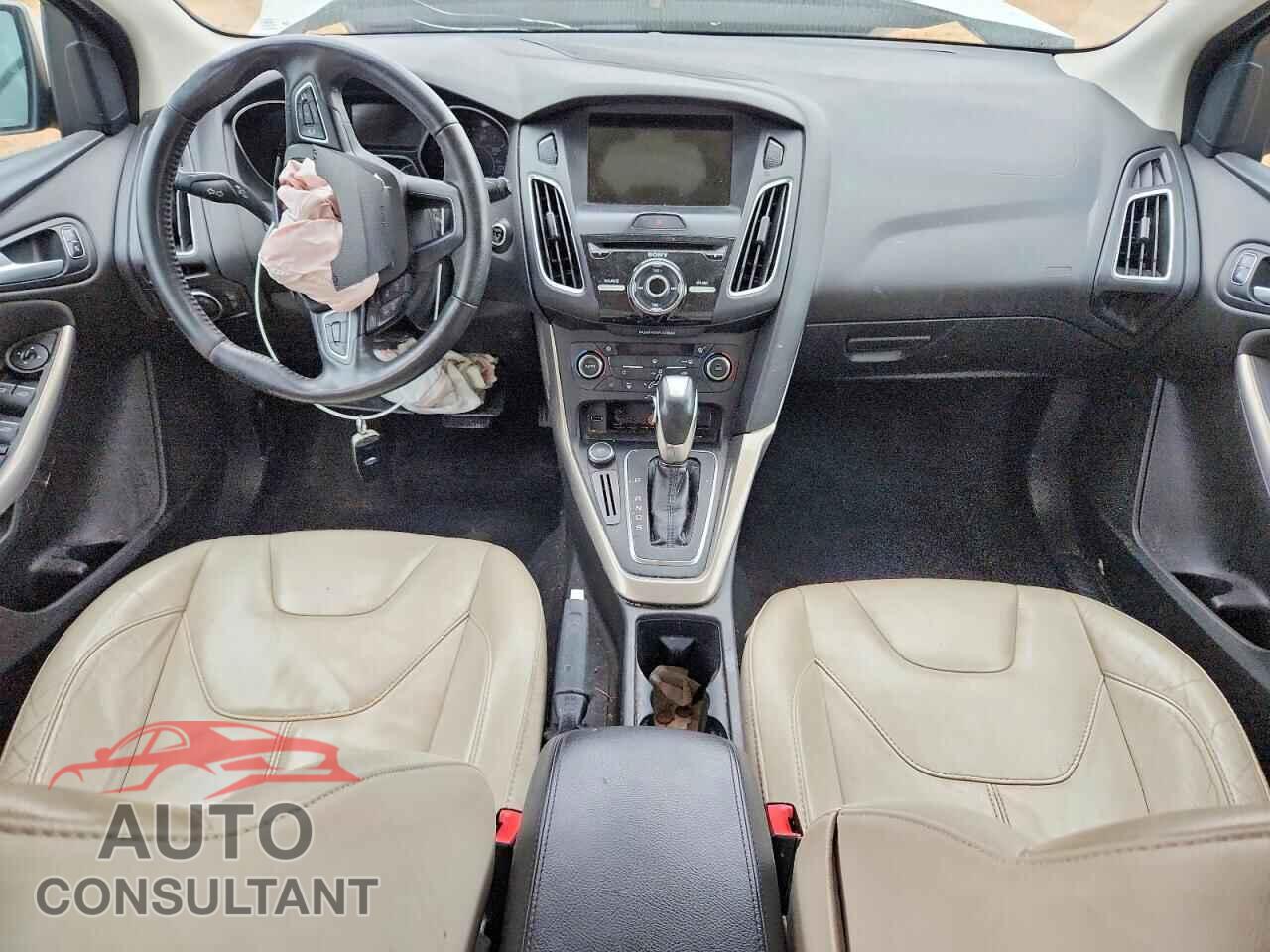 FORD FOCUS 2016 - 1FADP3N28GL307052